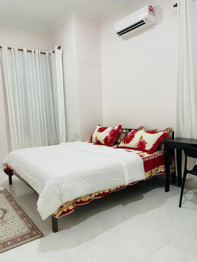 Adda Guest House Kota Bharu Esterno foto
